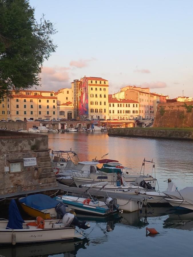 Lotte'S Guesthouse Livorno Ngoại thất bức ảnh